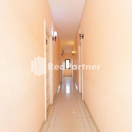 Star Hotel Jaksa Mitra Reddoorz Cakarta Dış mekan fotoğraf