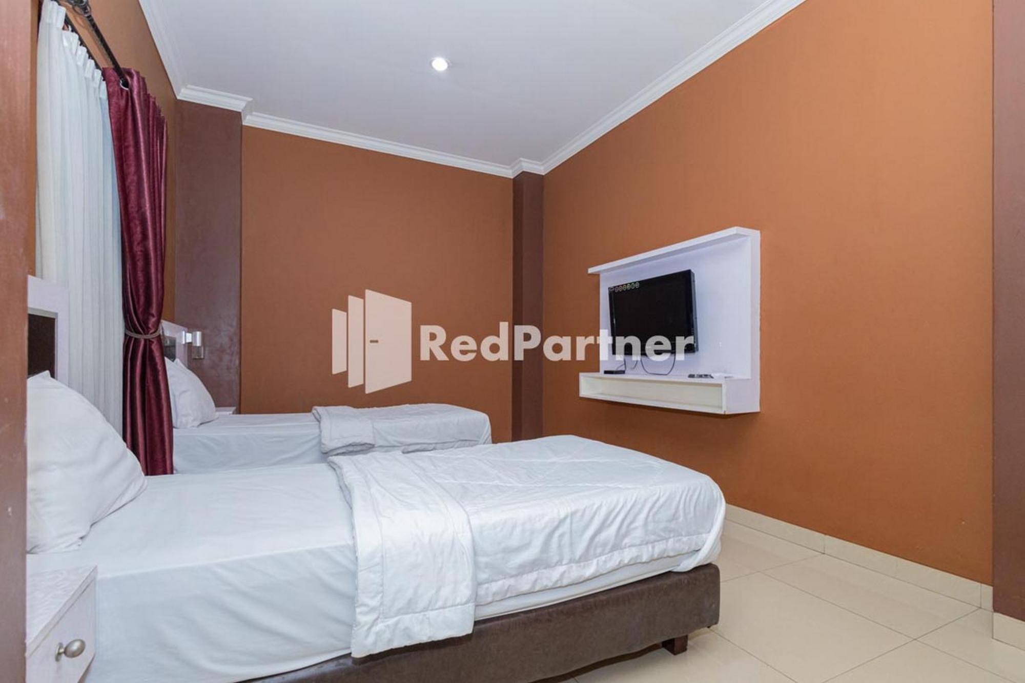 Star Hotel Jaksa Mitra Reddoorz Cakarta Dış mekan fotoğraf