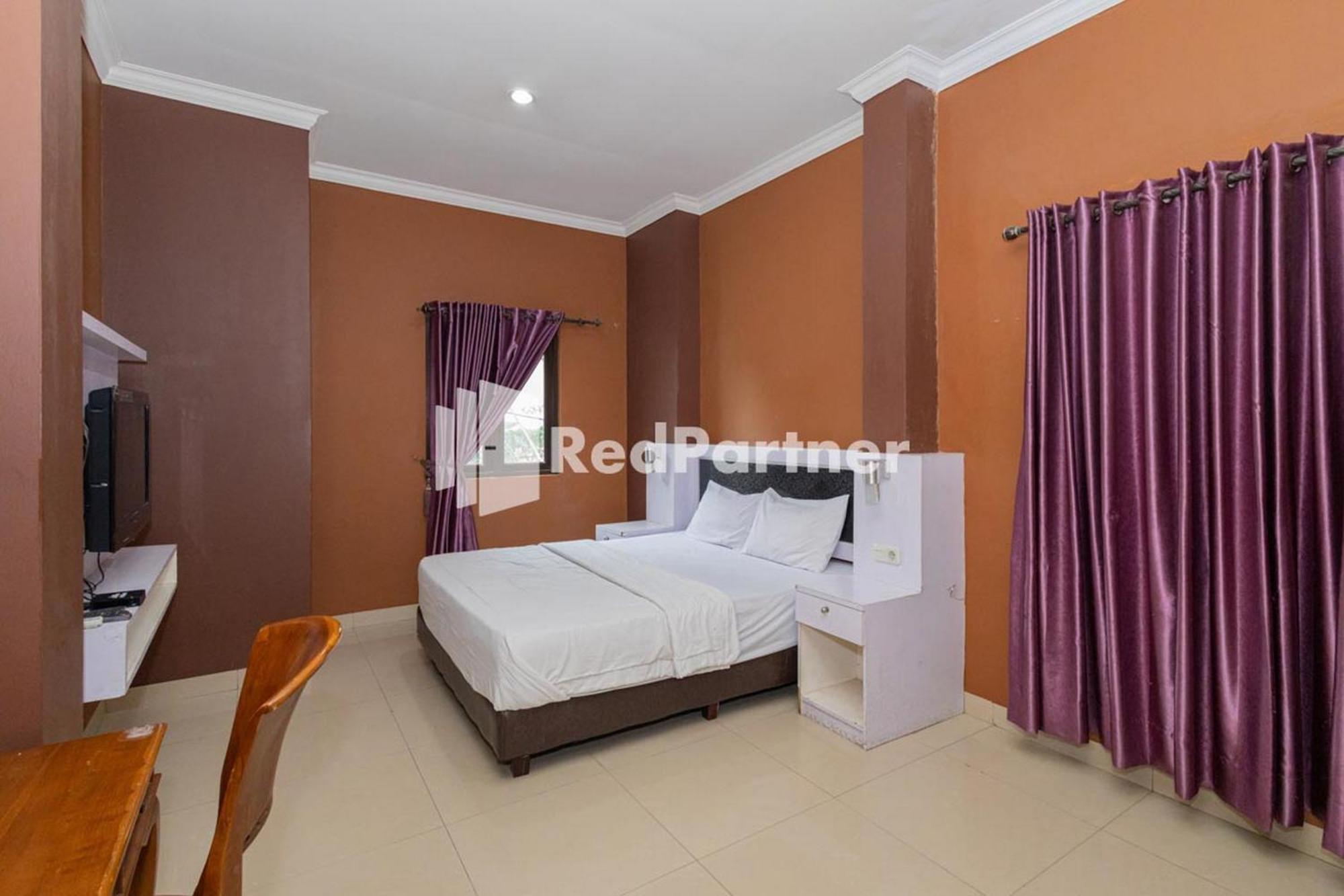 Star Hotel Jaksa Mitra Reddoorz Cakarta Dış mekan fotoğraf