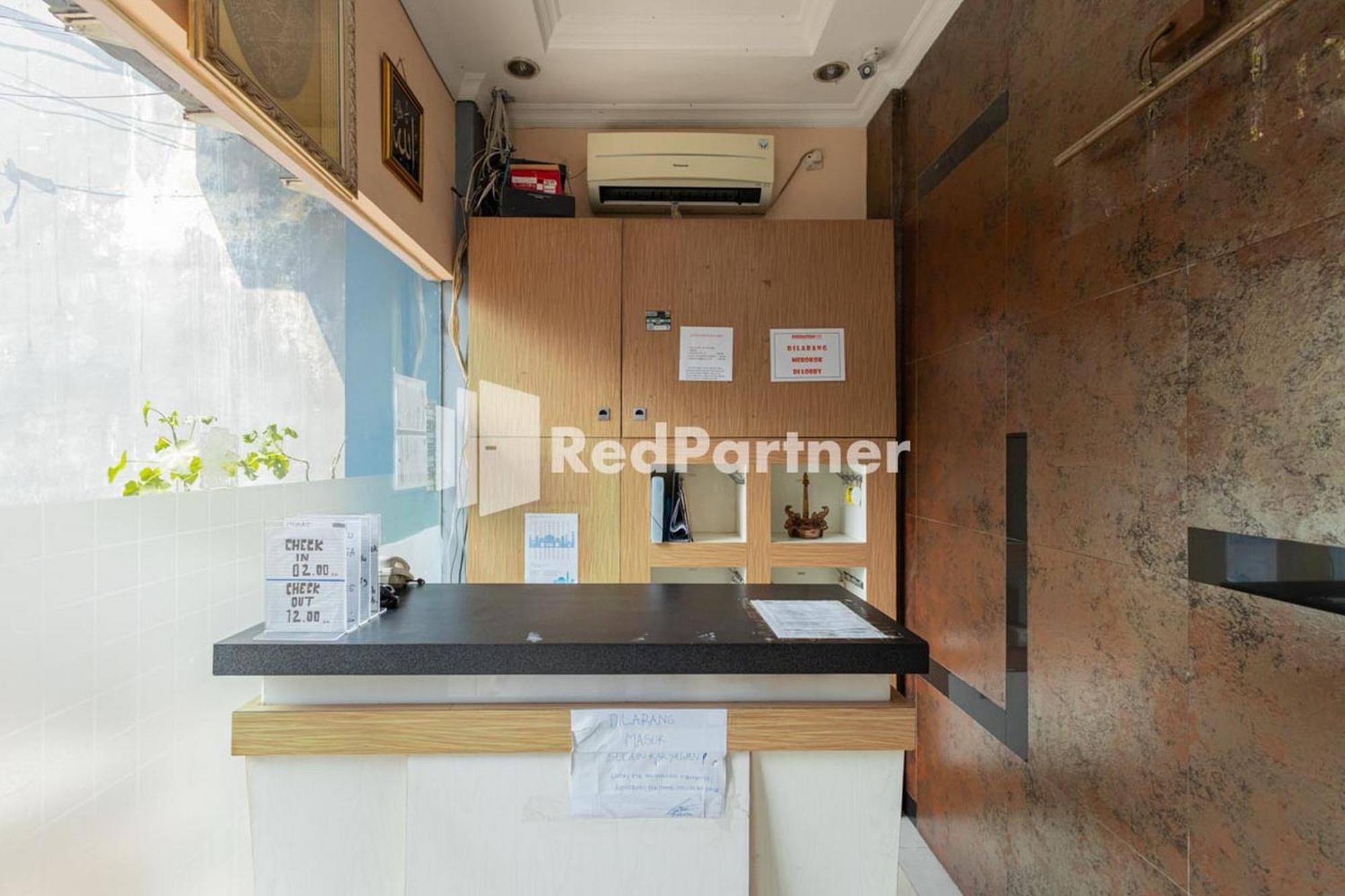 Star Hotel Jaksa Mitra Reddoorz Cakarta Dış mekan fotoğraf
