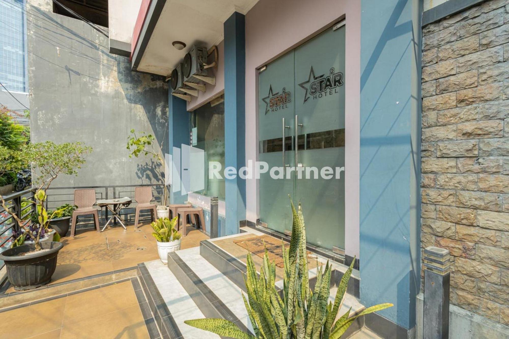 Star Hotel Jaksa Mitra Reddoorz Cakarta Dış mekan fotoğraf
