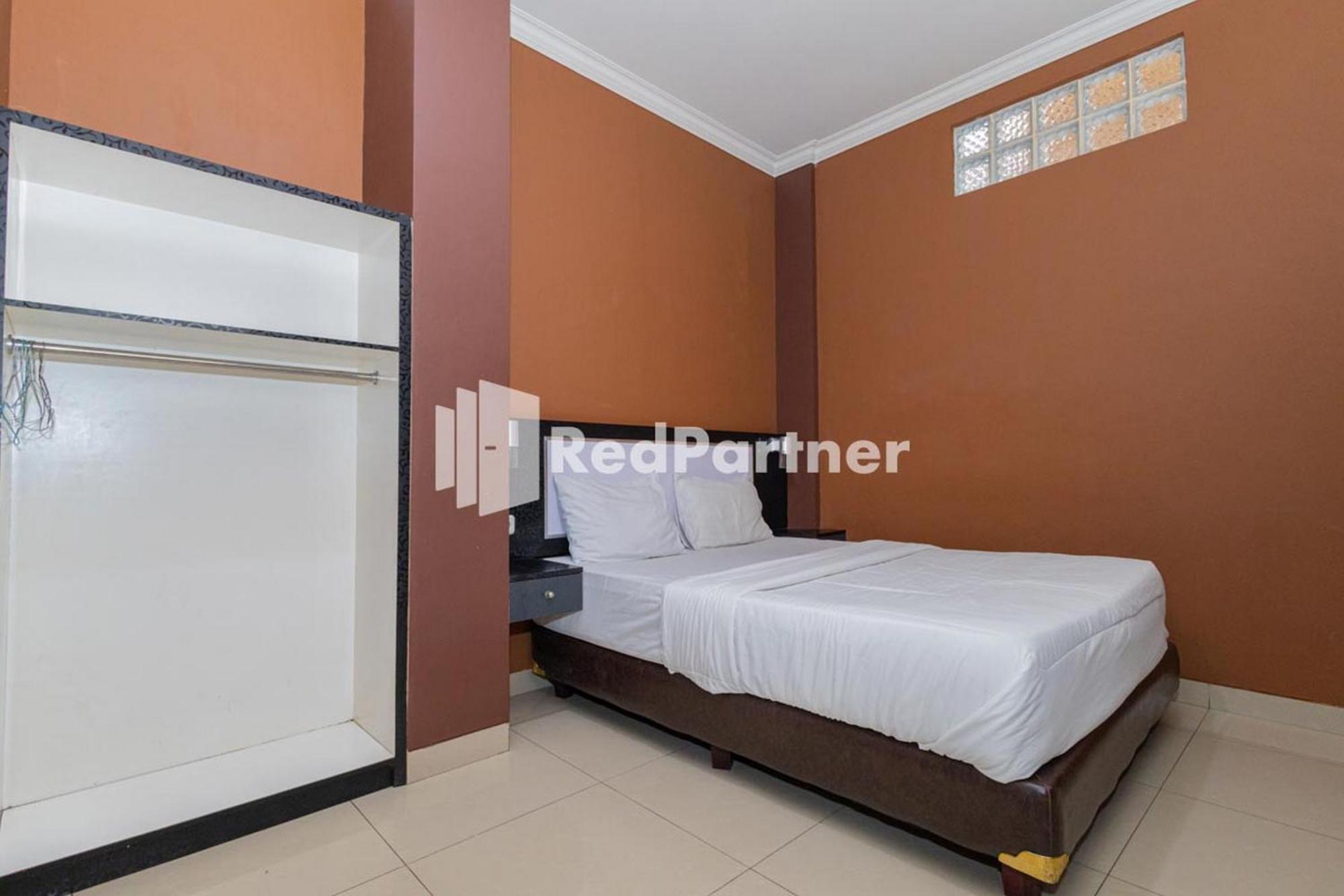 Star Hotel Jaksa Mitra Reddoorz Cakarta Dış mekan fotoğraf